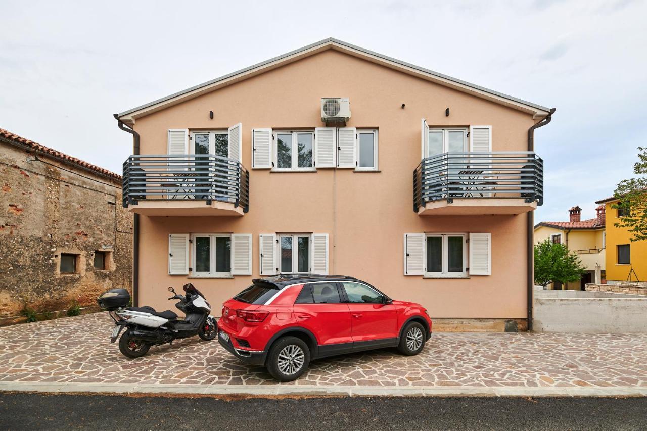 Villa Dvori Bašanija Exteriör bild